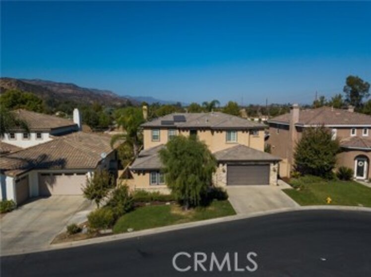 22811 Banbury Court Photo